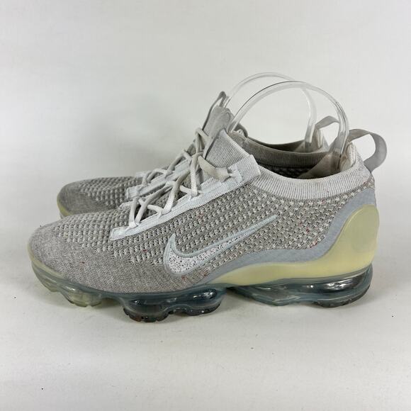 Nike Air VaporMax 2021 FK Women's 9 Gray Low Running Athletic Shoes DC4112-100 - Picture 5 of 10